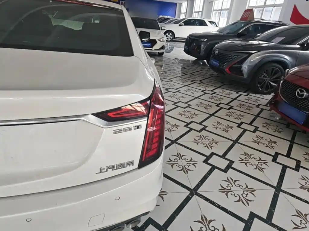 Cadillac CT6 — миниатюра 8