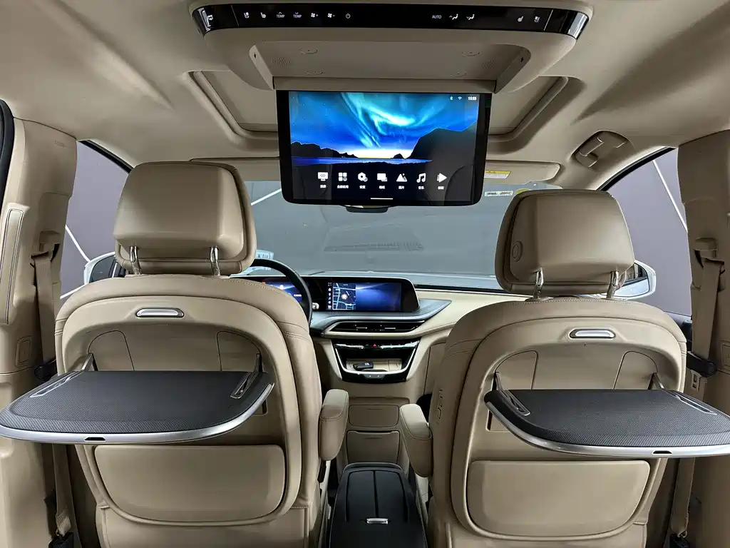 Buick GL8 Hybrid — миниатюра 13