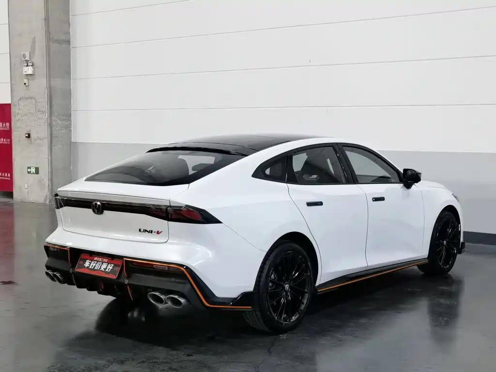 Changan UNI-V — миниатюра 2