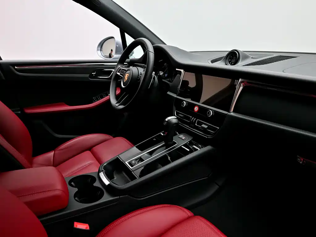 Porsche Macan — миниатюра 15
