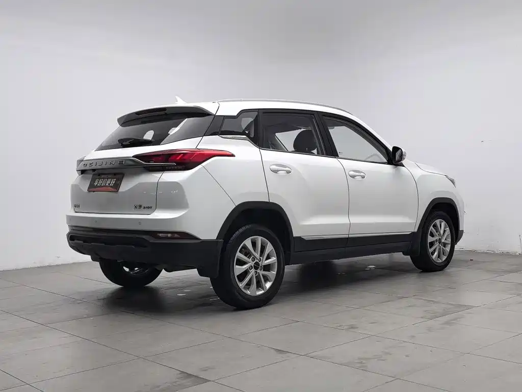 BAIC X3 — миниатюра 2