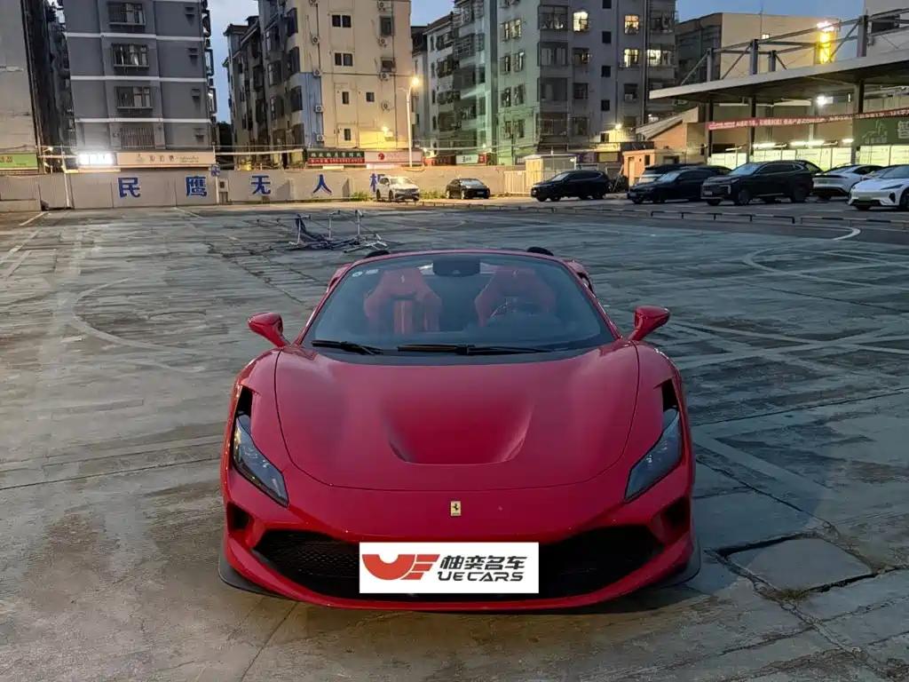 Ferrari F8