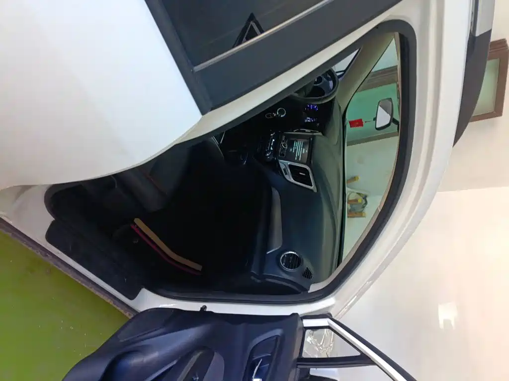 Changan CS15 — миниатюра 19