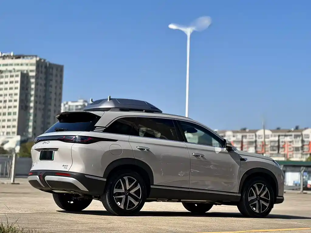 BYD SEA LION 07 DM I