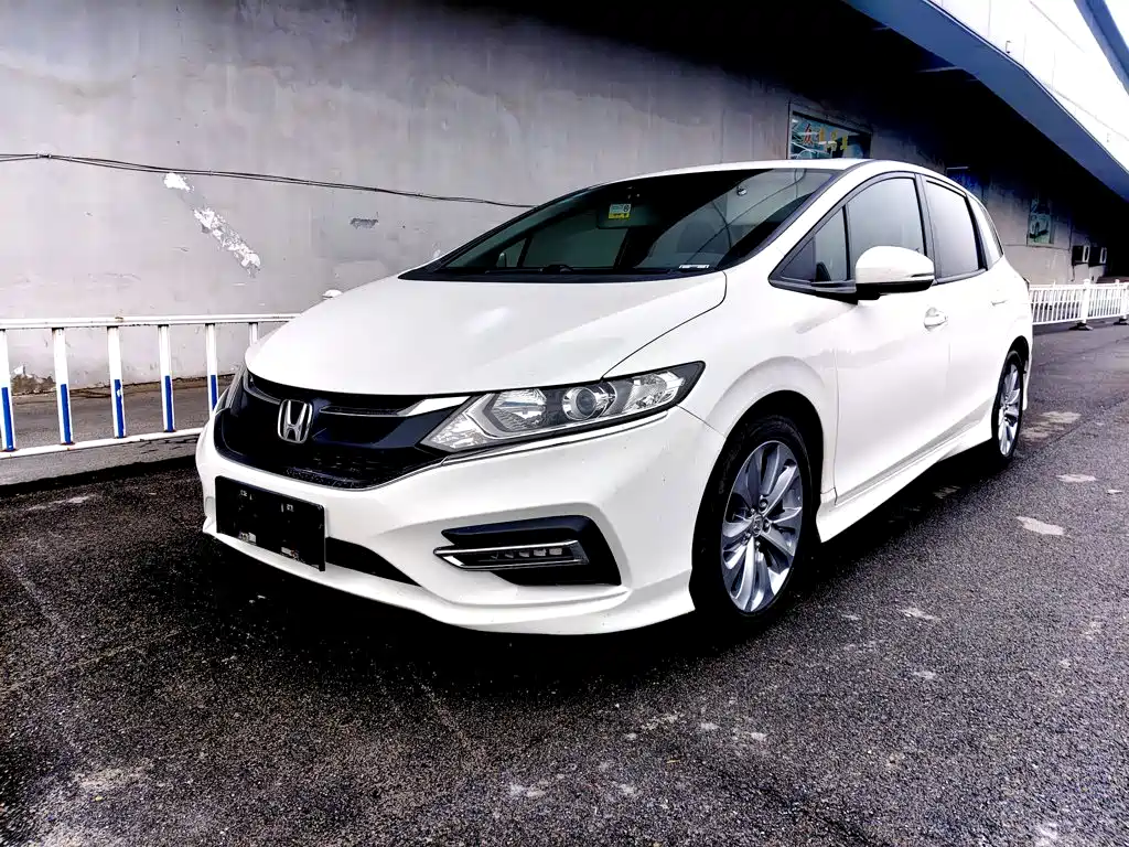 Honda Jade