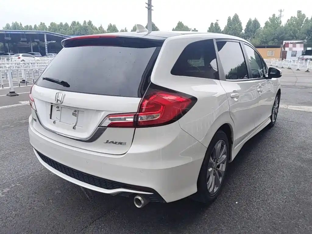 Honda Jade — миниатюра 7