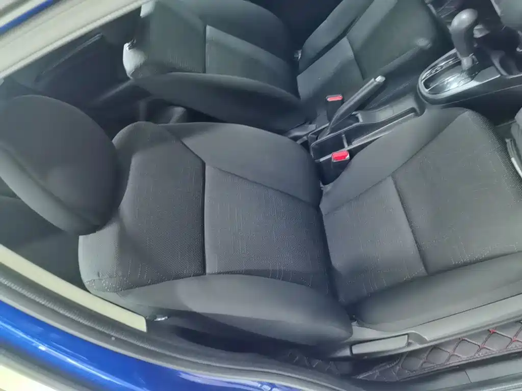 Honda Fit — миниатюра 25