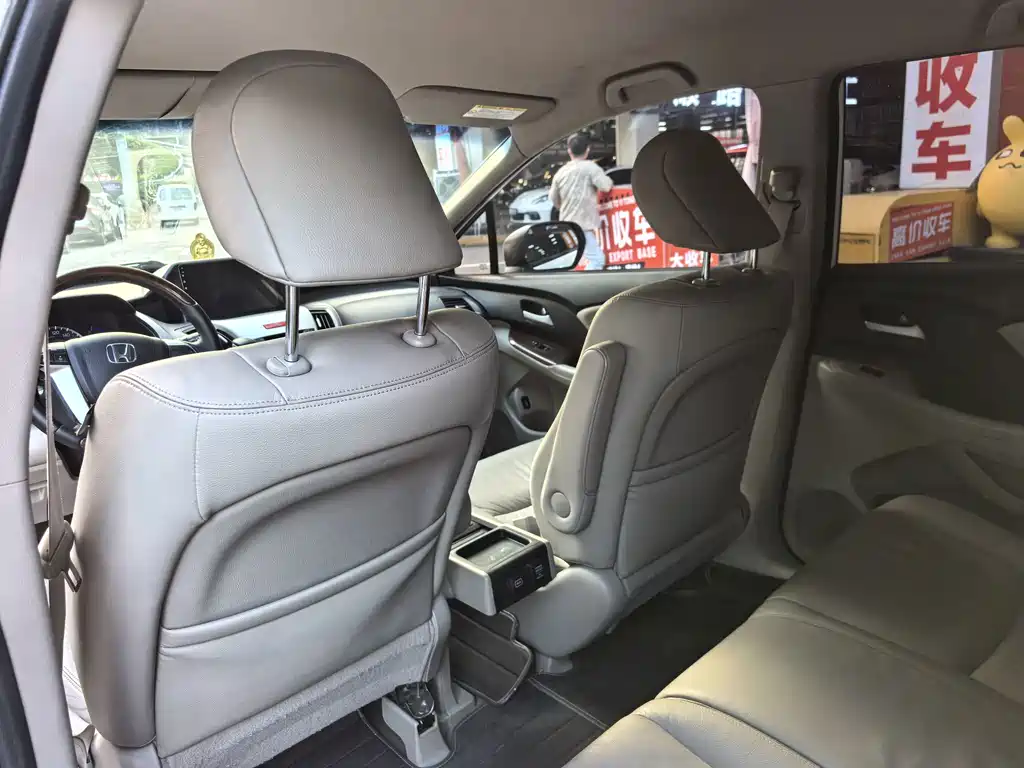 Honda Odyssey — миниатюра 12