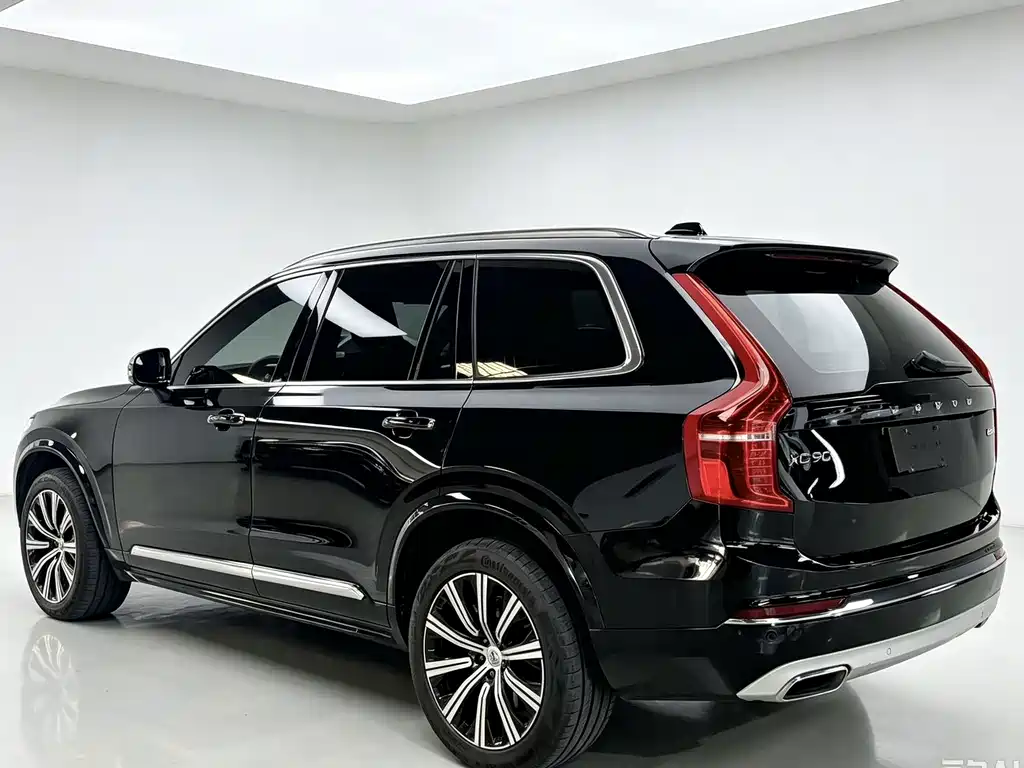 Volvo XC90 — миниатюра 8