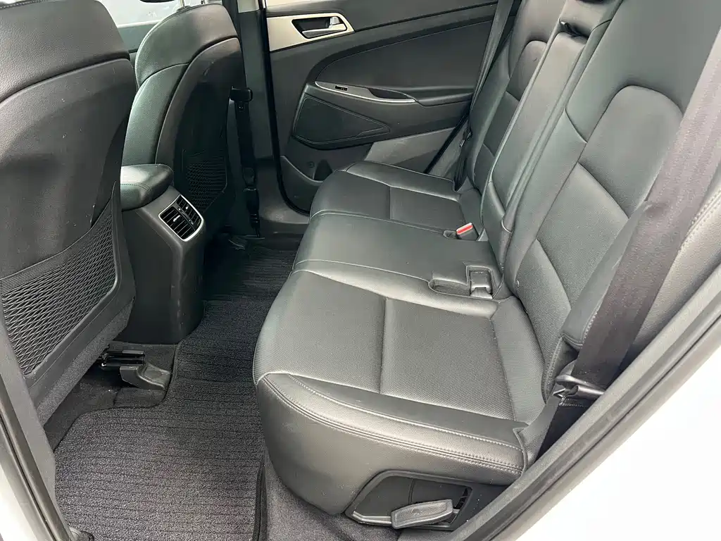 Hyundai Tucson — миниатюра 6