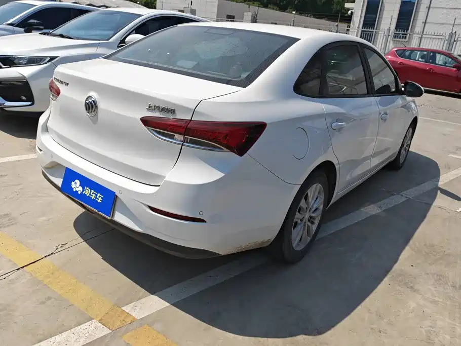 Buick Excelle — миниатюра 3