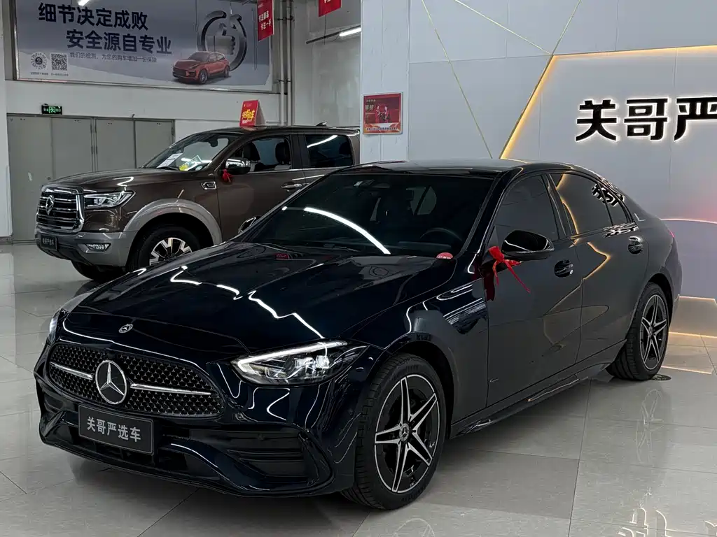 Mercedes-Benz C-Class 2024
