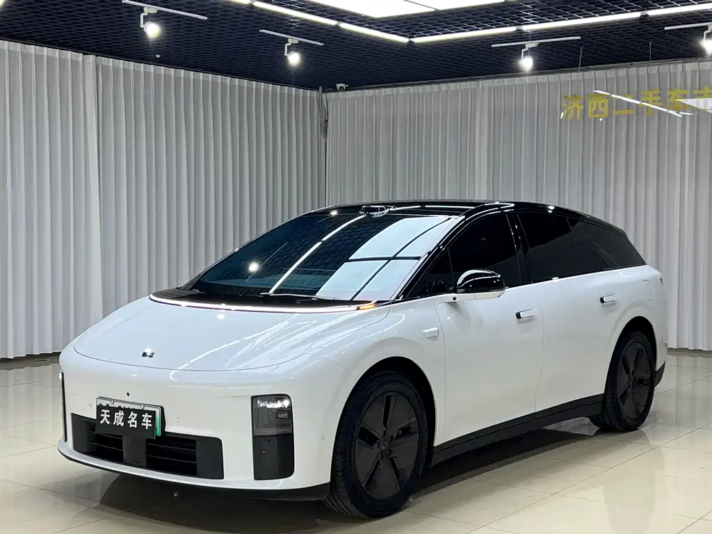 Li Auto Идеальный i6