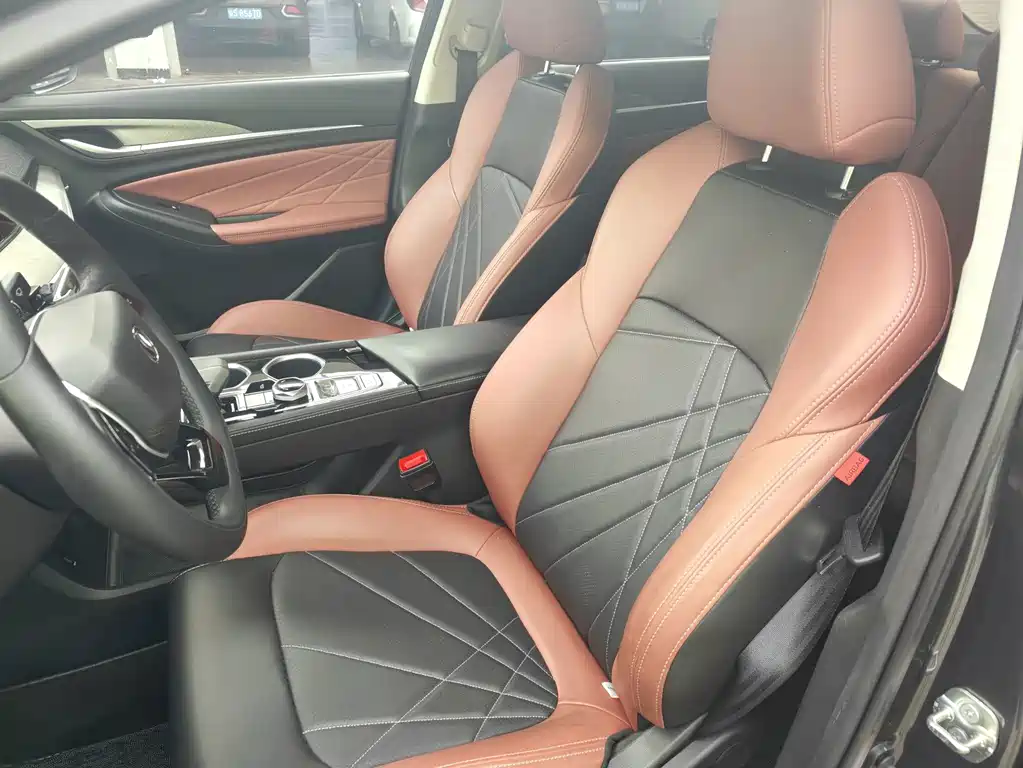 Changan Eado — миниатюра 8