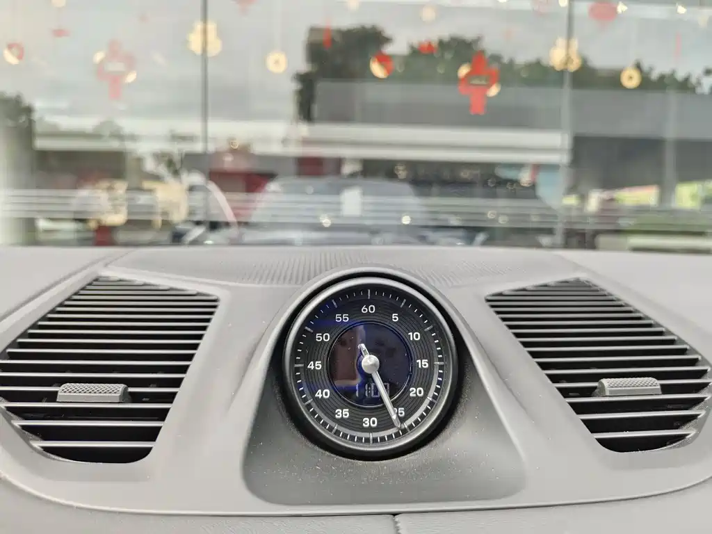 PORSCHE CAYENNE NEW ENERGY