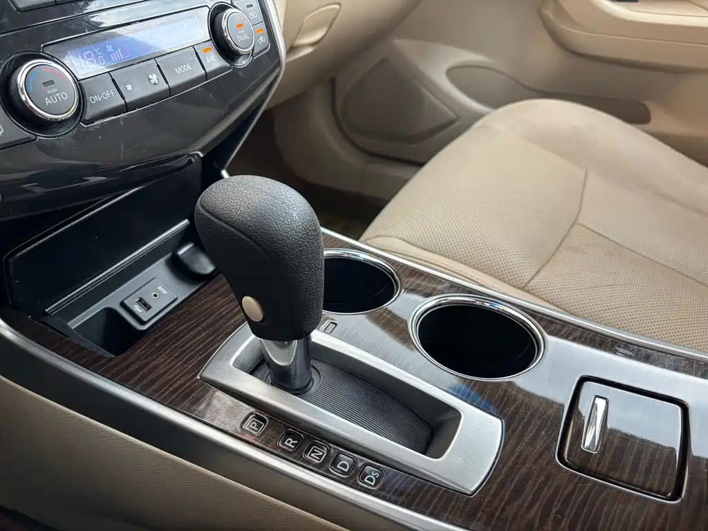 Nissan Teana — миниатюра 26