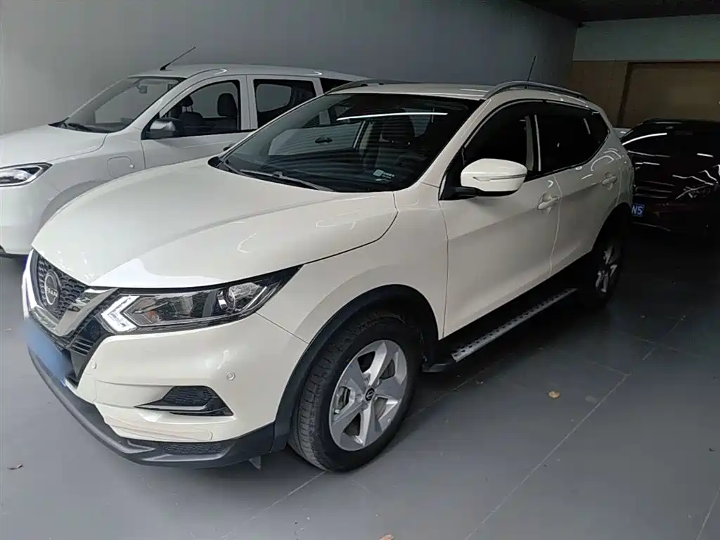 Купить Nissan Qashqai