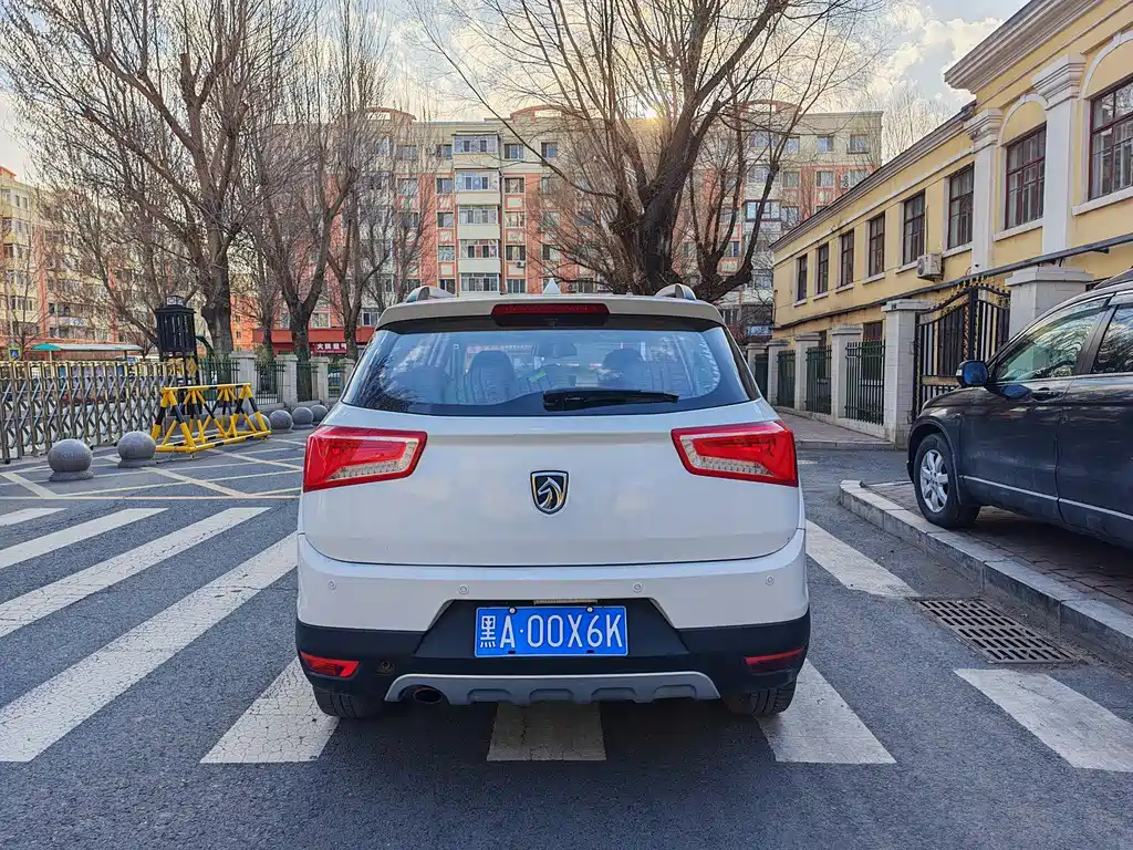 Baojun 560 2016 1.8L MT Comfort