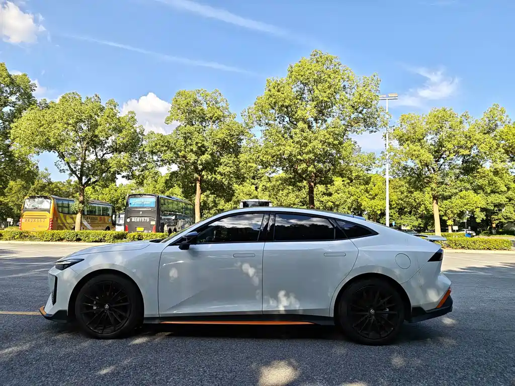 Changan UNI-V — миниатюра 4