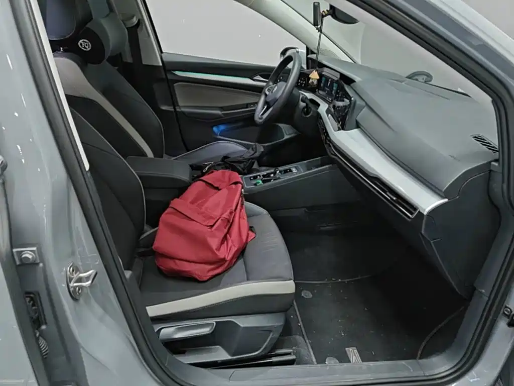 Volkswagen Golf — миниатюра 25