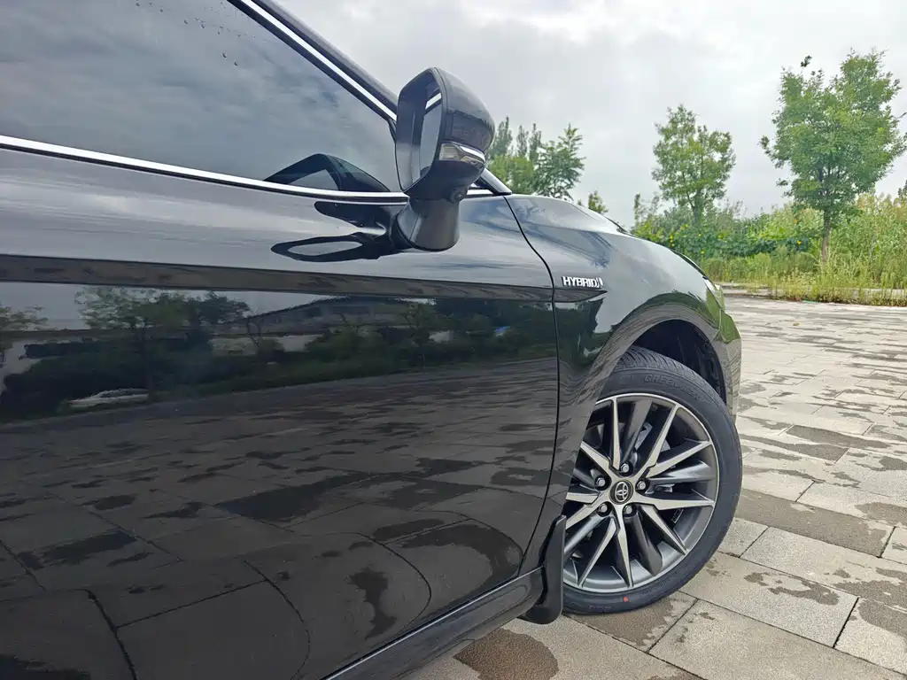 Toyota Camry — миниатюра 29