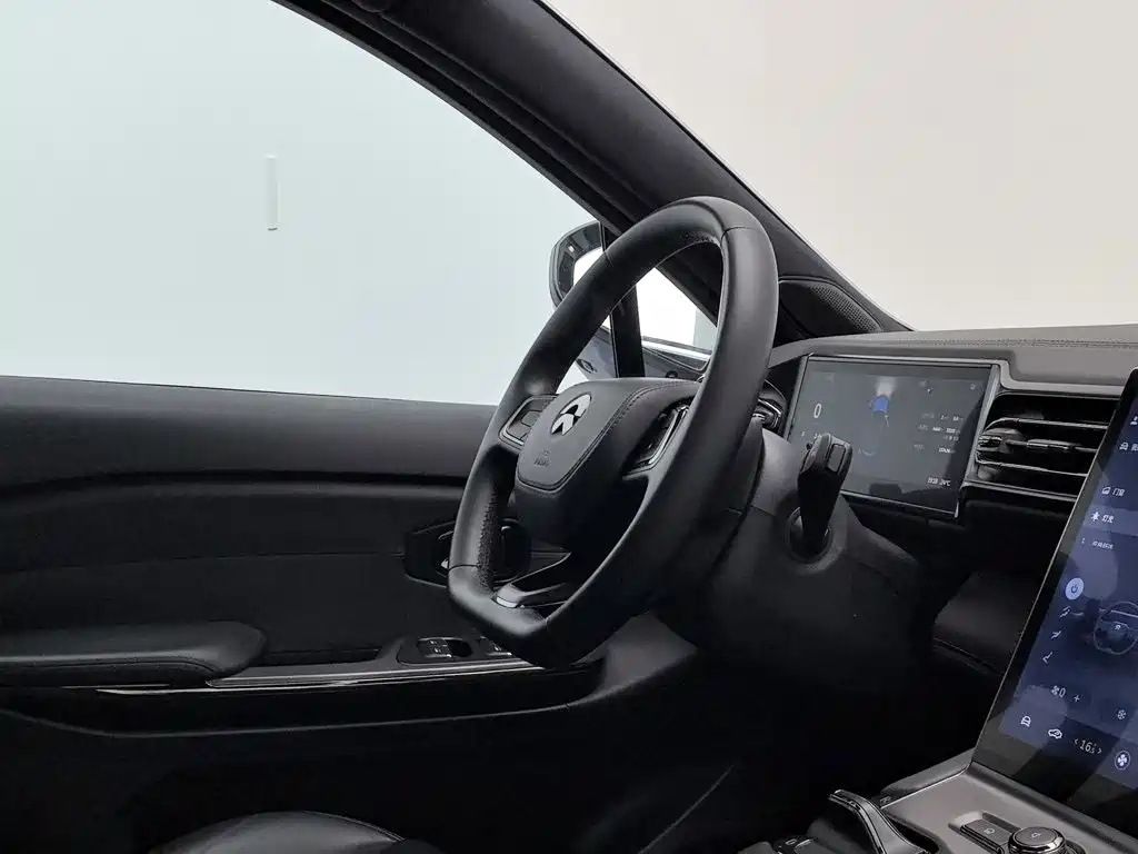 NIO EC6 — миниатюра 22