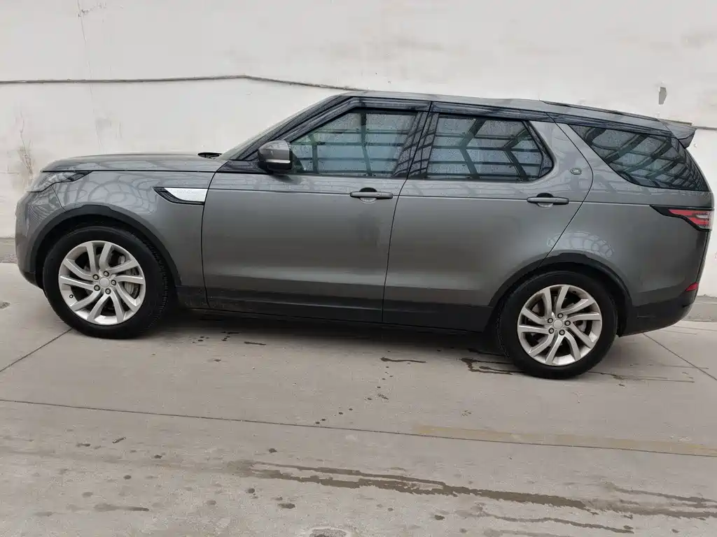 Land Rover Discovery — миниатюра 3