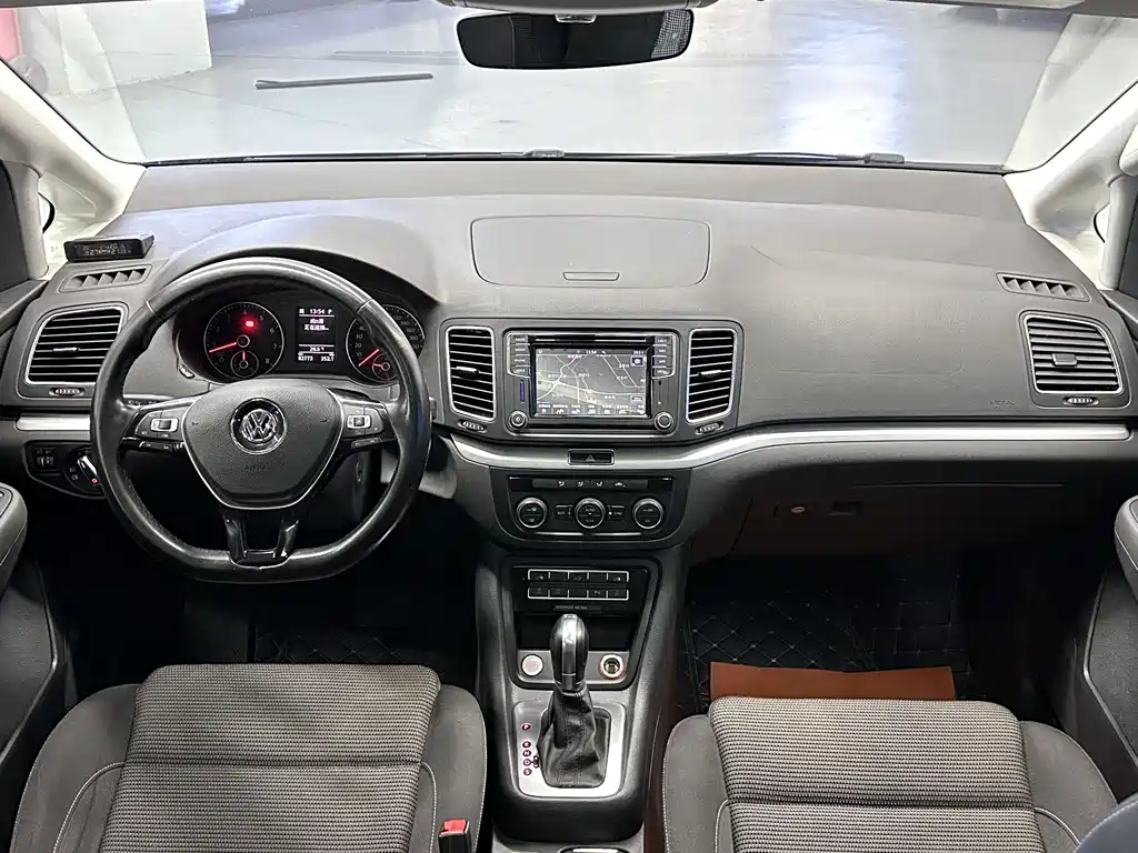 Volkswagen Xia 2018 380TSI 7 мест