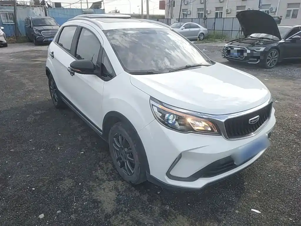Geely Vision X3 — миниатюра 4