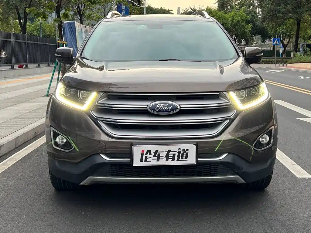 Ford Edge — миниатюра 24