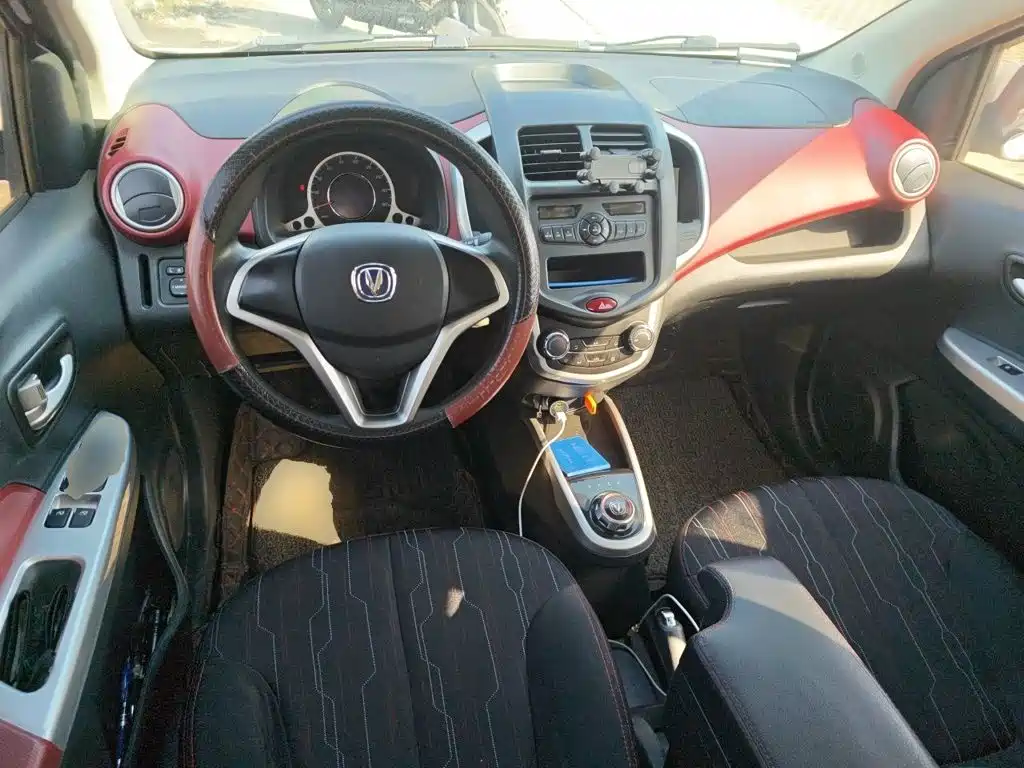 Changan EV — миниатюра 10