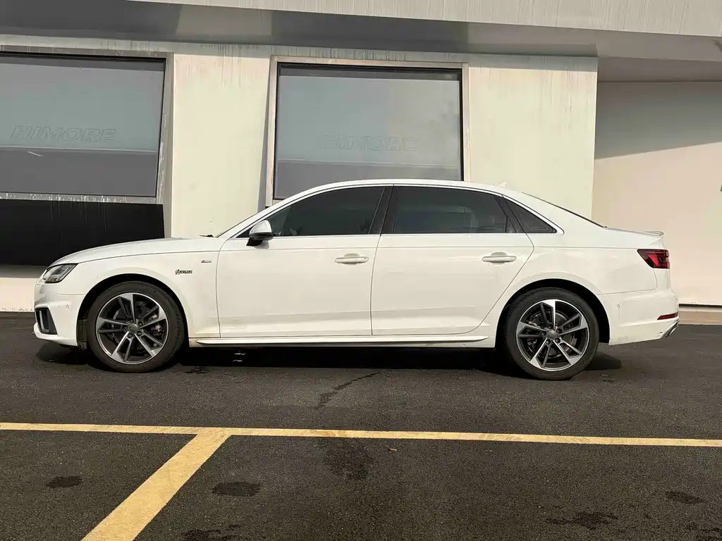 Audi A4L — миниатюра 4
