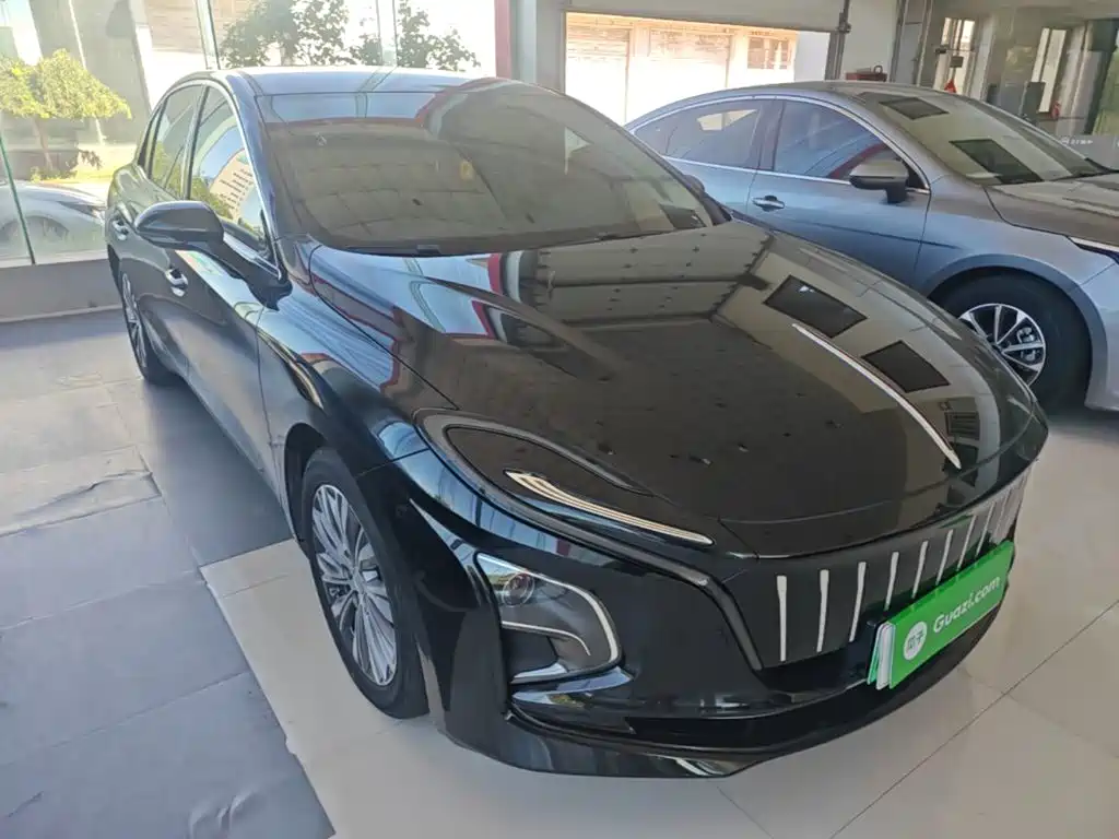 Hongqi Hongqi E-QM5 — миниатюра 4