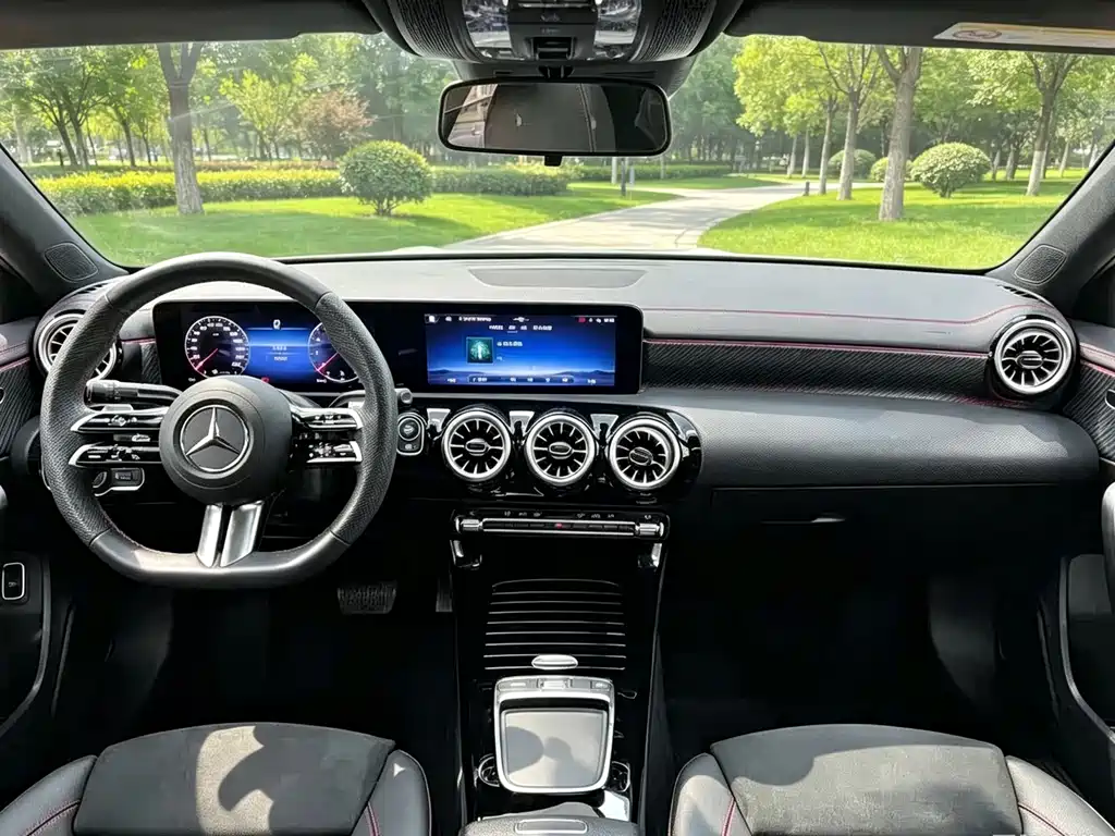 Mercedes-Benz A-Class — миниатюра 5