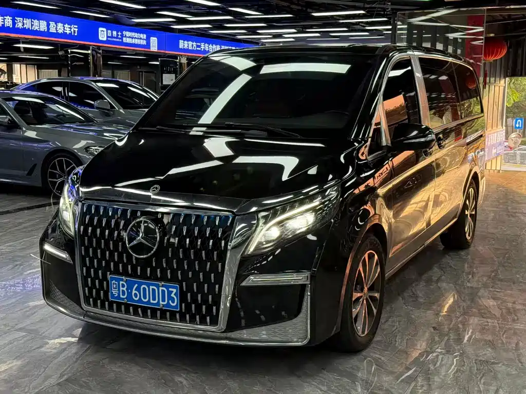 Mercedes-Benz V-Class