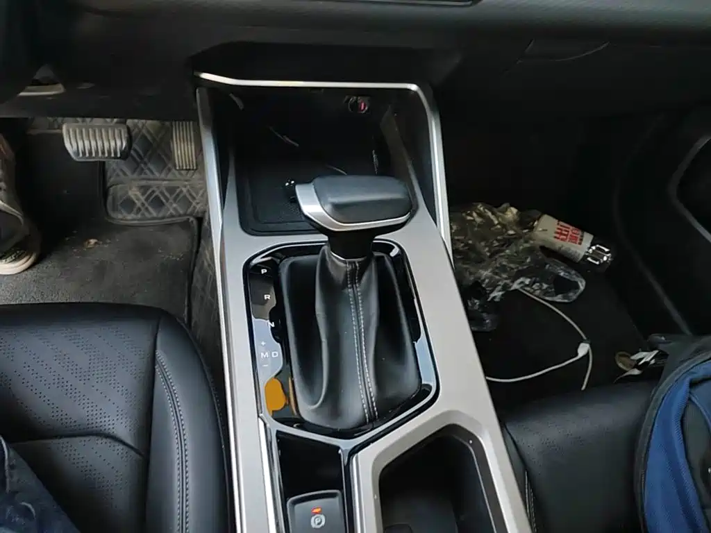 Geely Emgrand — миниатюра 14