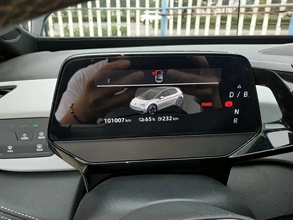 Volkswagen ID.3 — миниатюра 12
