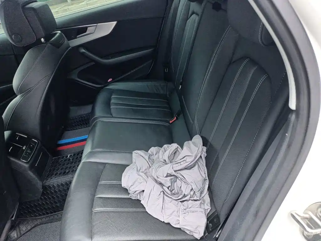 Audi A4L — миниатюра 15