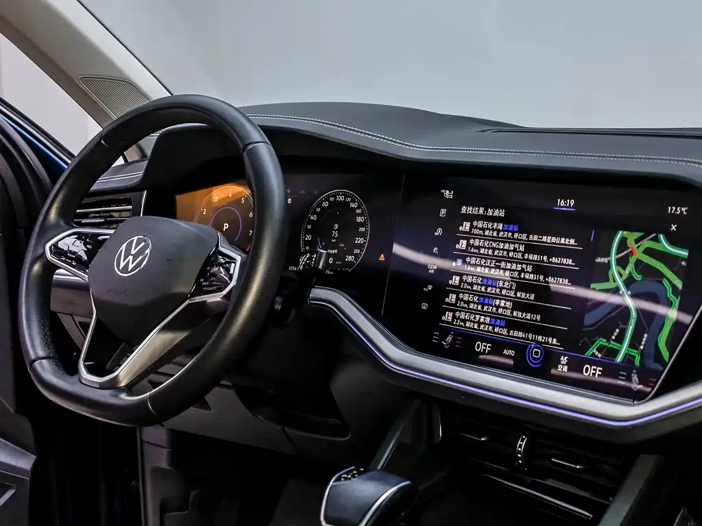 Volkswagen Touareg — миниатюра 17