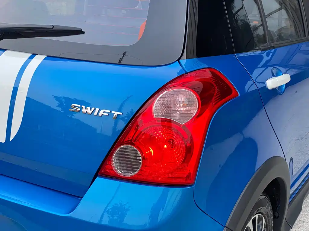Suzuki Swift — миниатюра 19