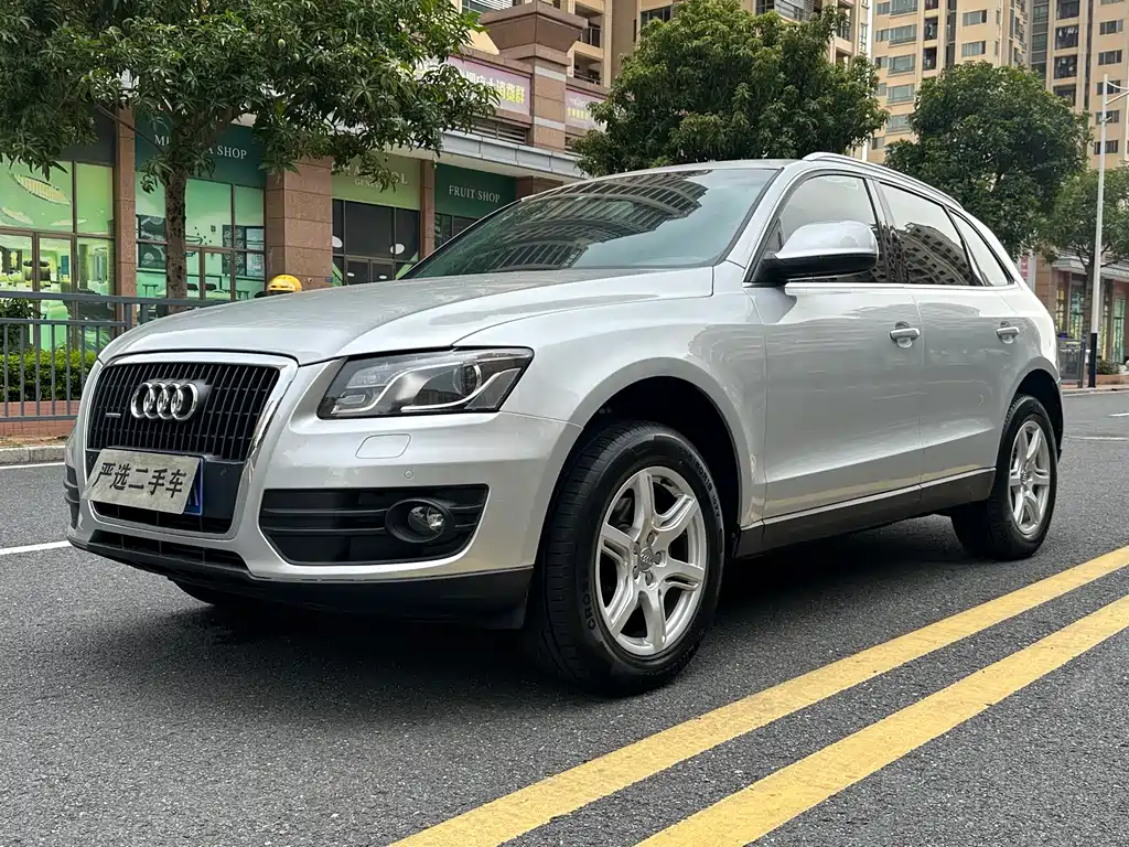 Купить Audi Q5