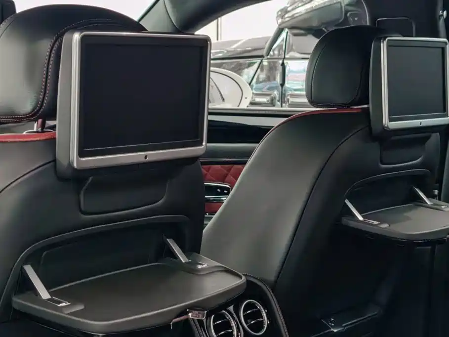 Bentley Flying Spur — миниатюра 11