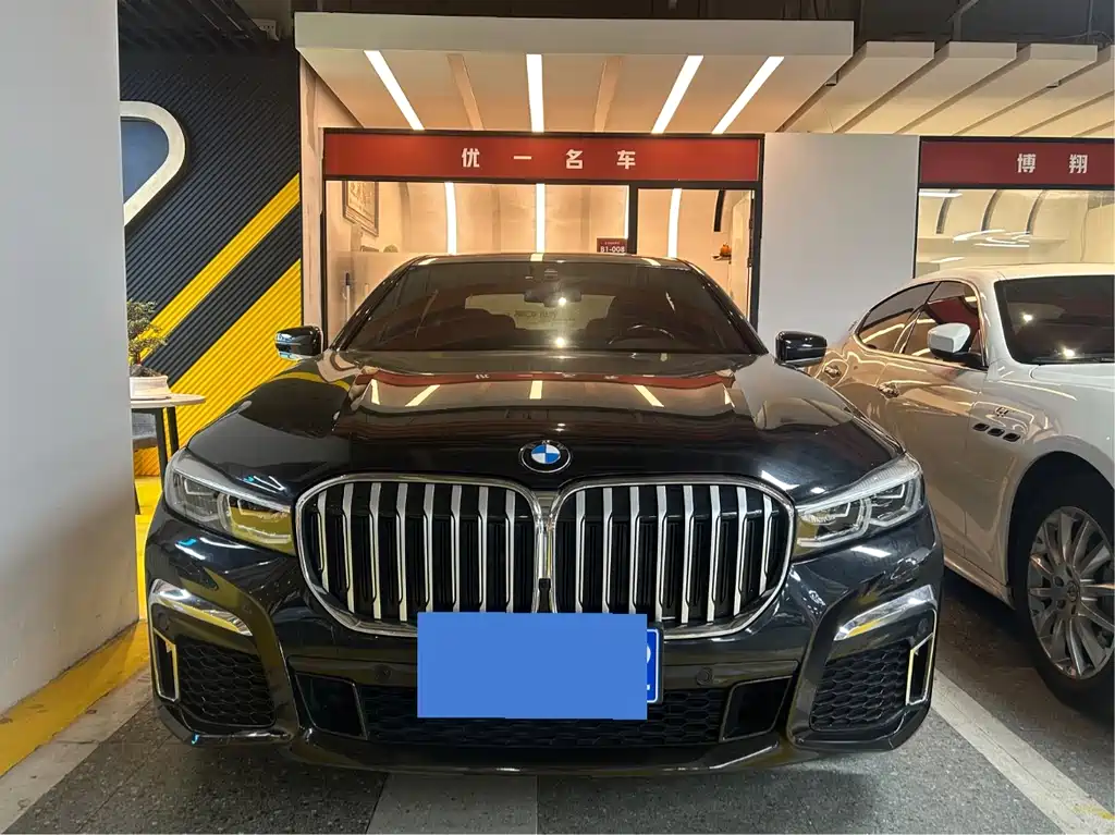 BMW 7 SERIES