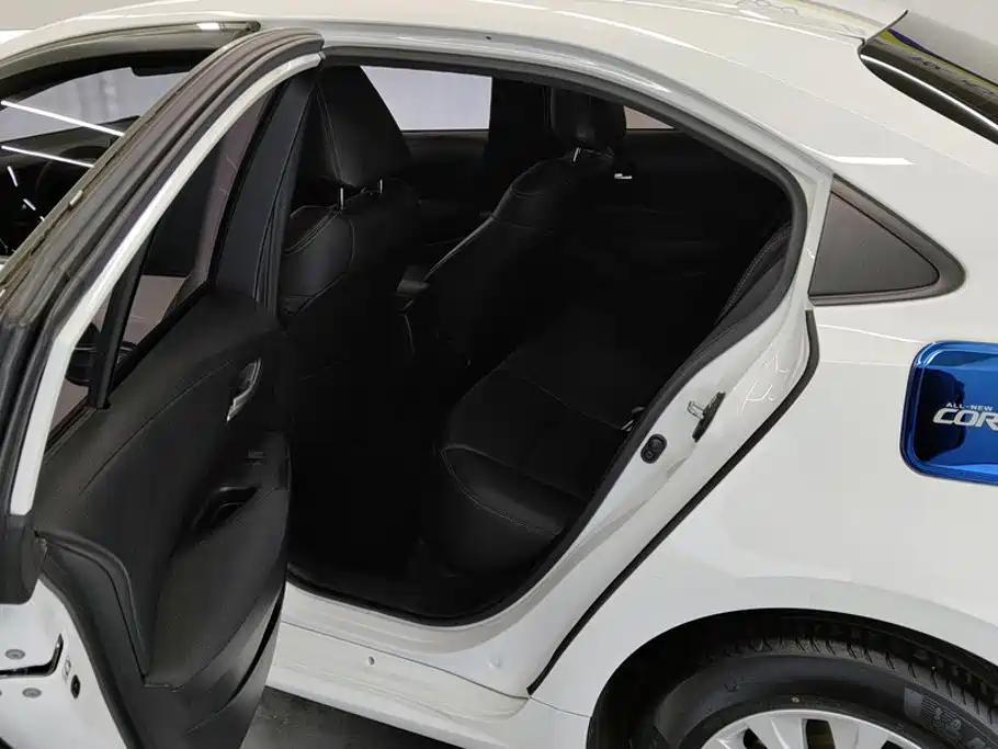 Toyota Corolla — миниатюра 11