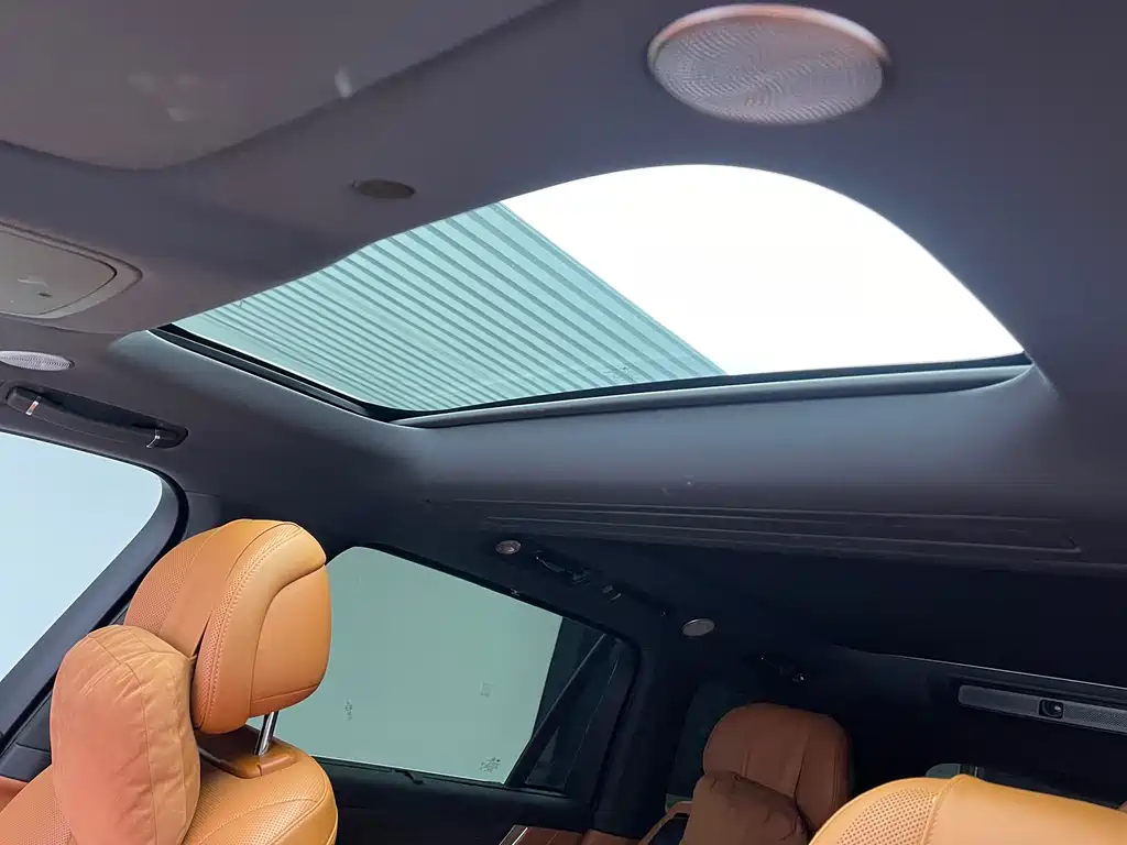 AITO ASK THE WORLD M9