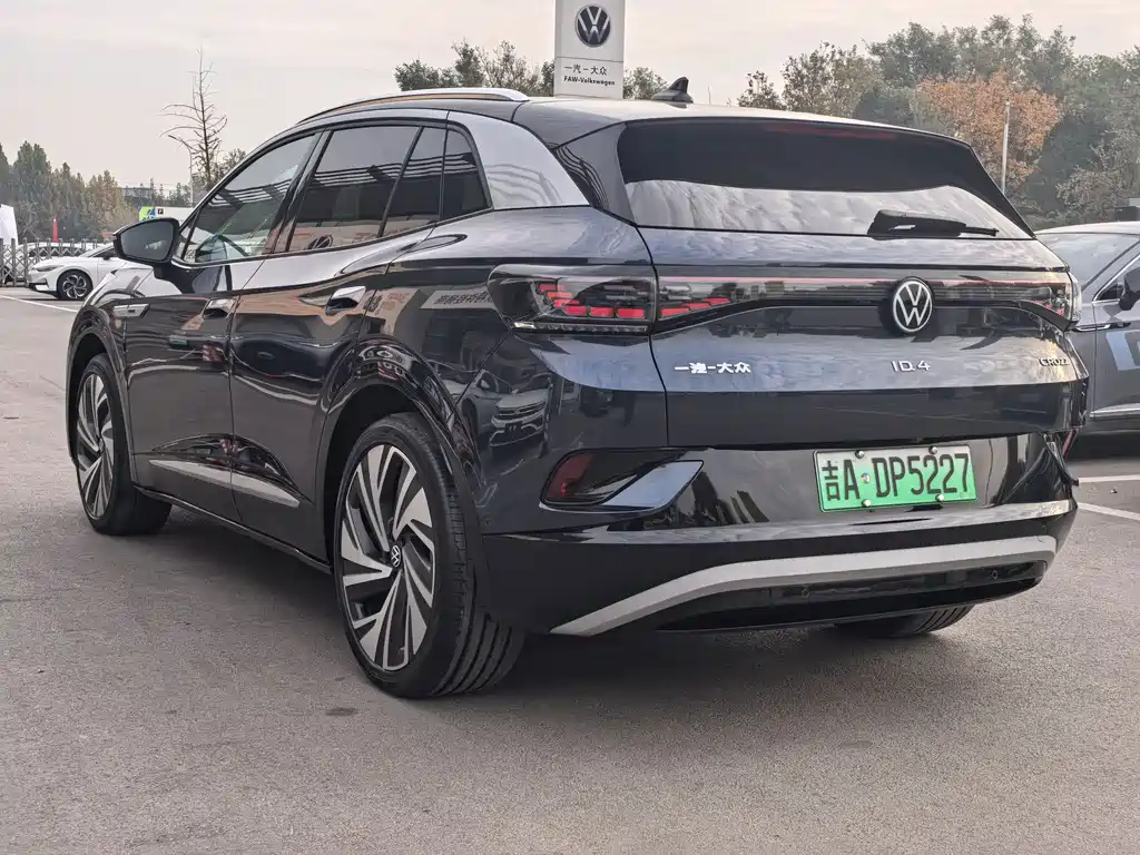 VOLKSWAGEN ID.4 CROZZ