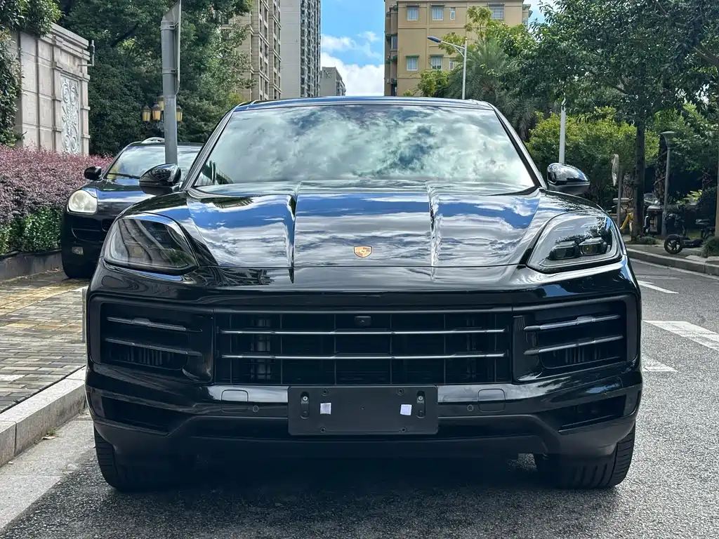Porsche Cayenne — миниатюра 2