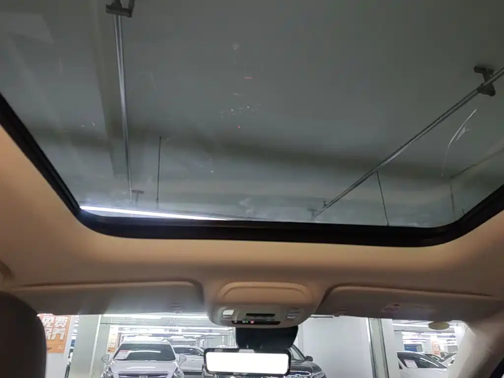 Buick Envision Plus — миниатюра 18