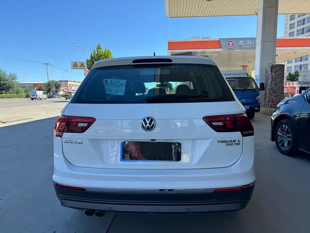 Volkswagen Tiguan L — миниатюра 13