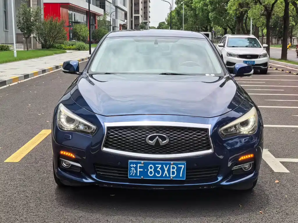 Infiniti Q50L 2016 2.0T Enjoy